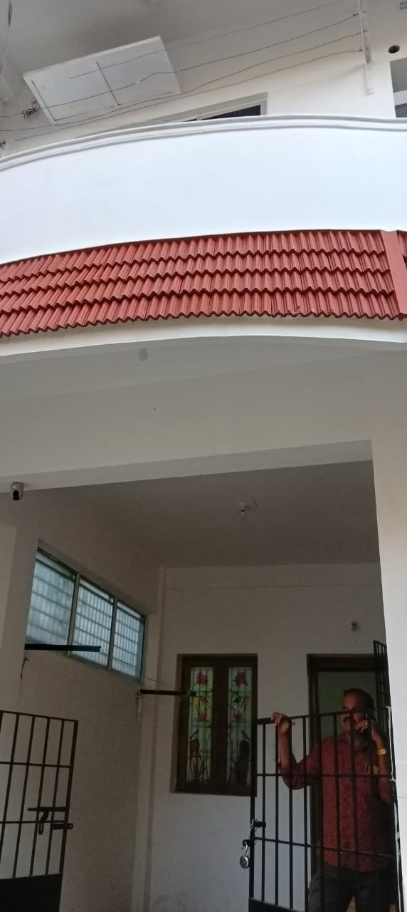 JK MENS AND STUDENTS HOSTEL