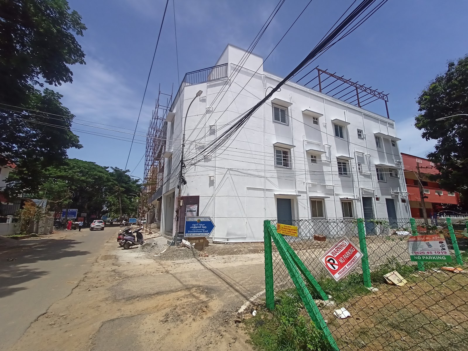 Subham Men's Hostel