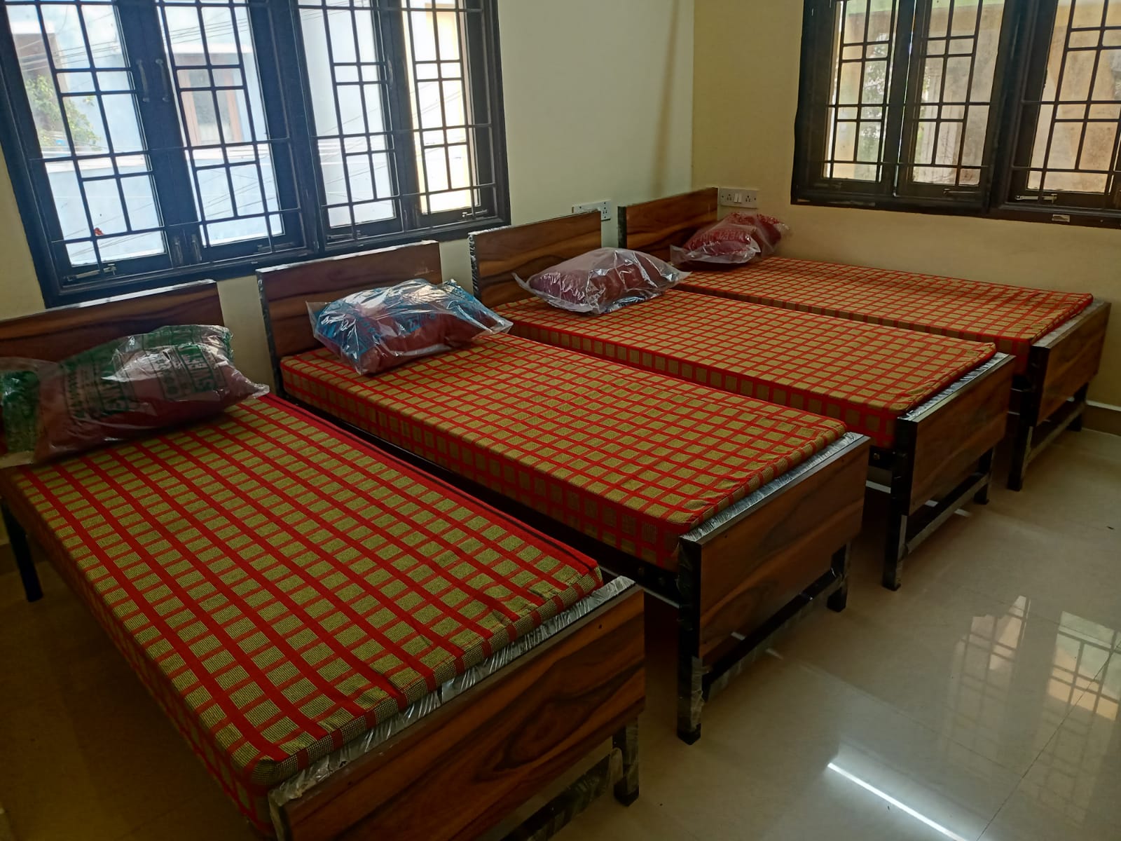 Lakshmi Narasimha hostel for ladies