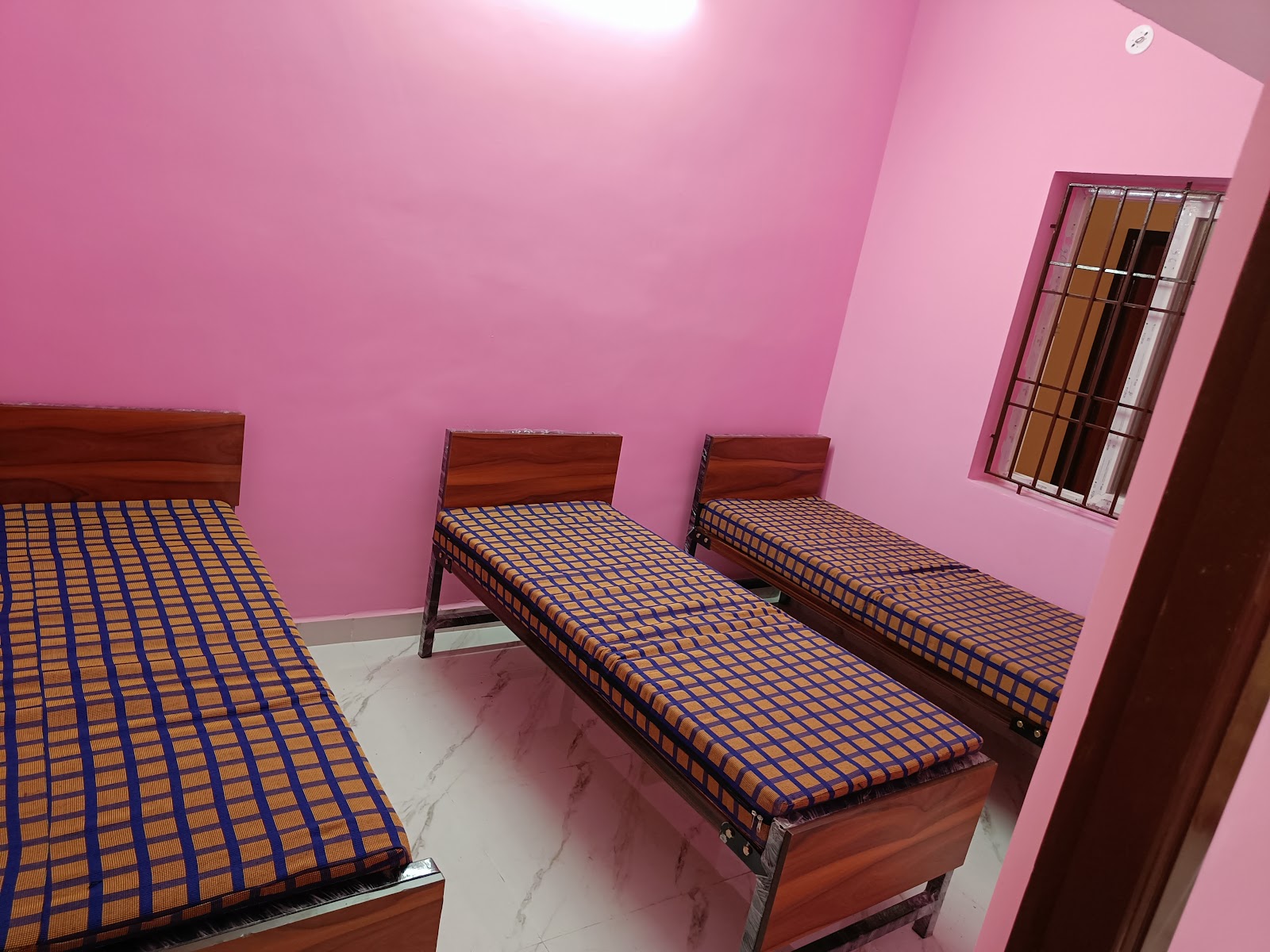 NEW SRINIVASA GENTS PG