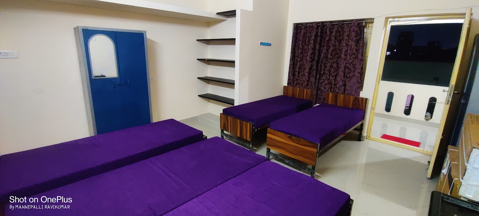 M VISHNU LADIES HOSTEL