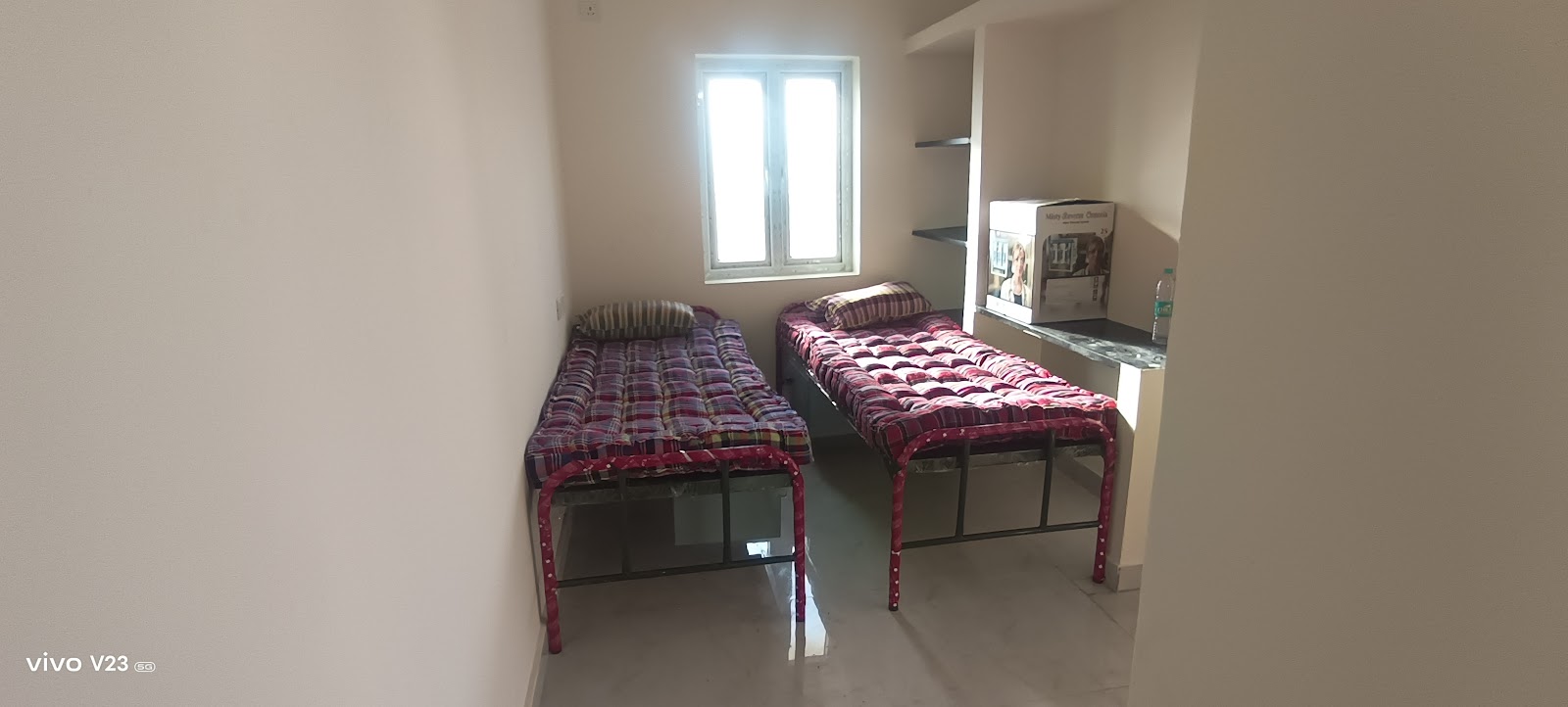 Vimal mens Hostel poonamallee