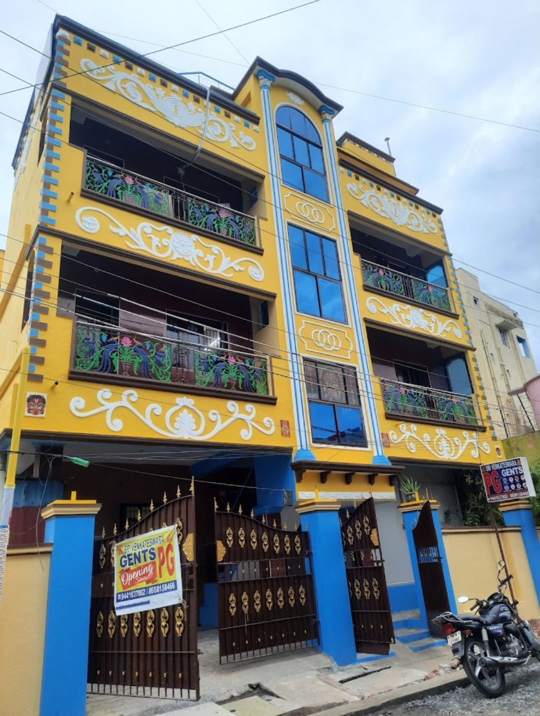 NEW SRI VENKATESWARA PG FOR GENTS