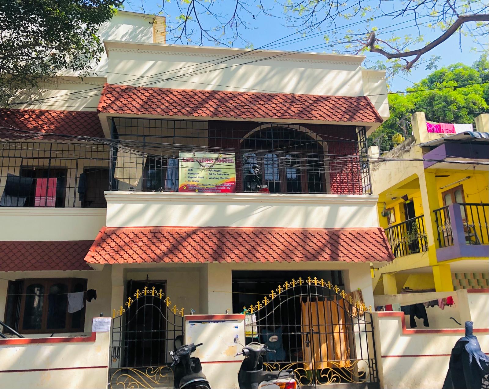 LAYA Ladies Hostel
