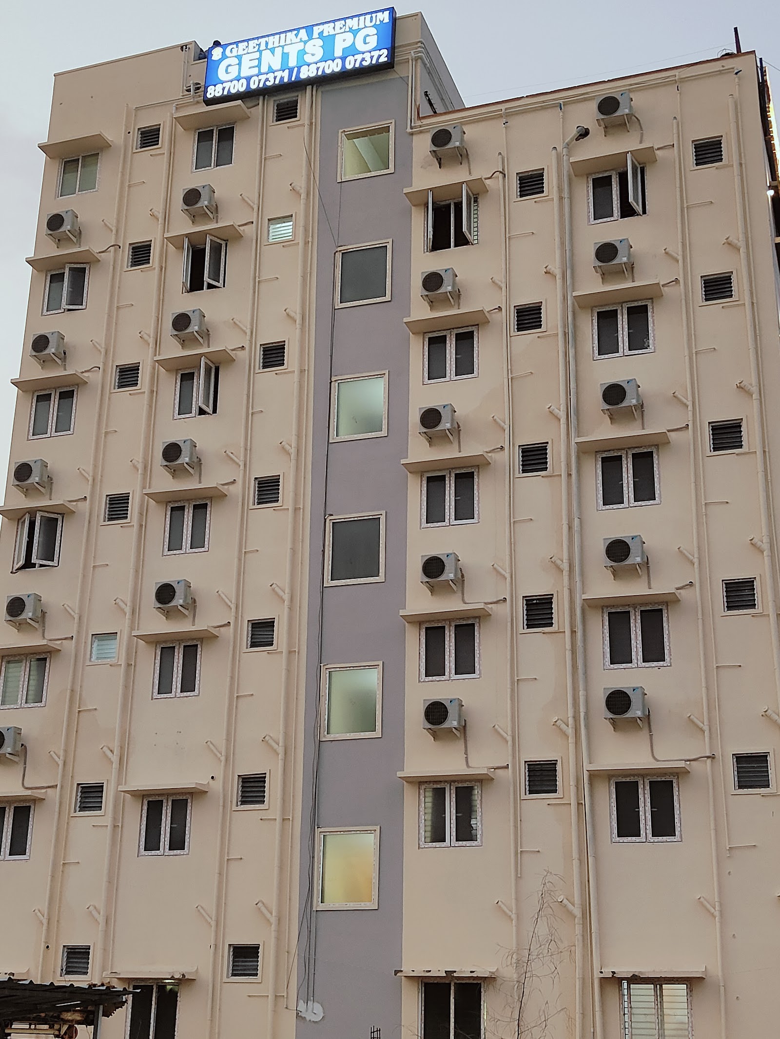 Geethika Premium Gents PG