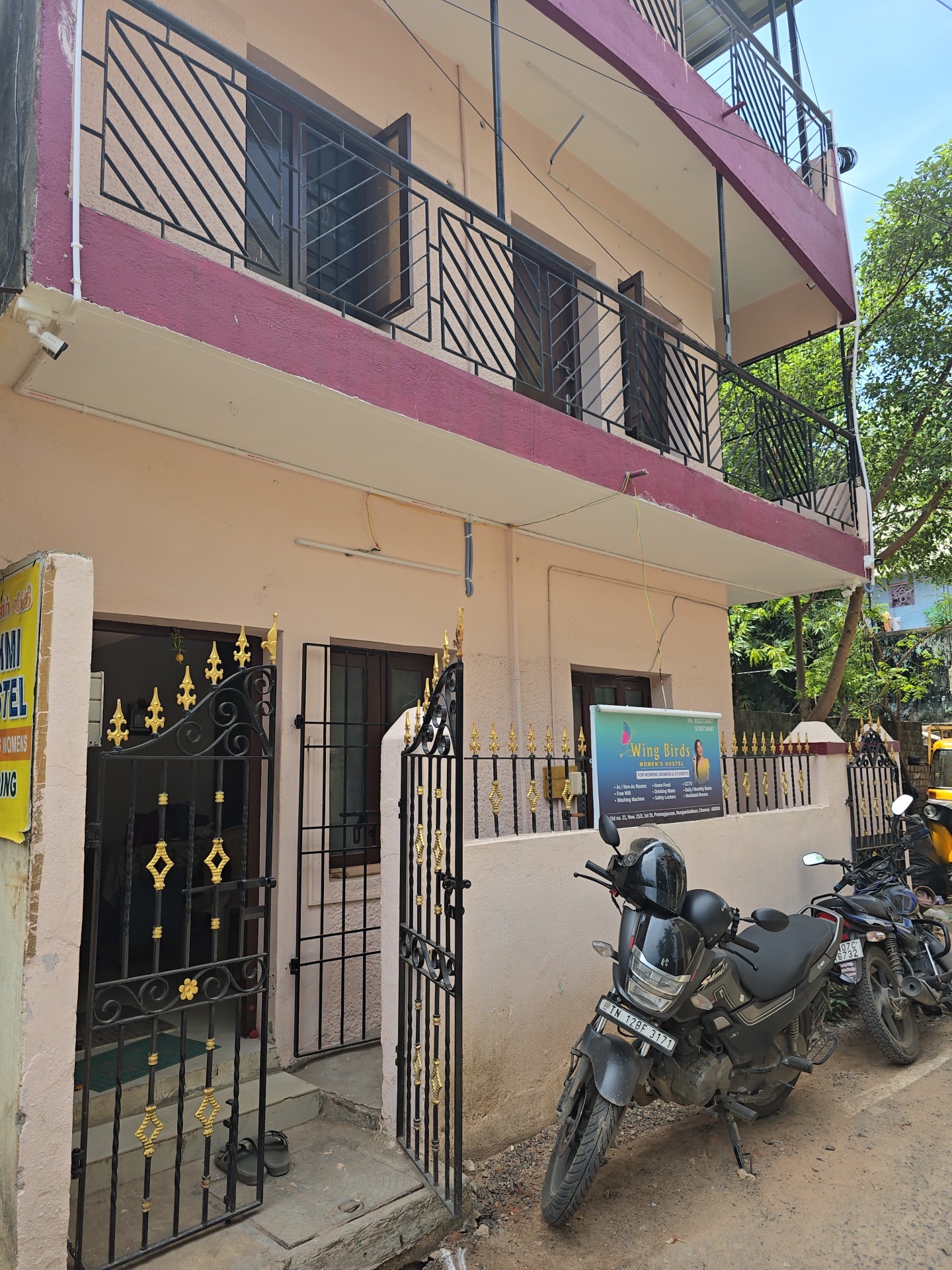 Wing Birds Womens hostel