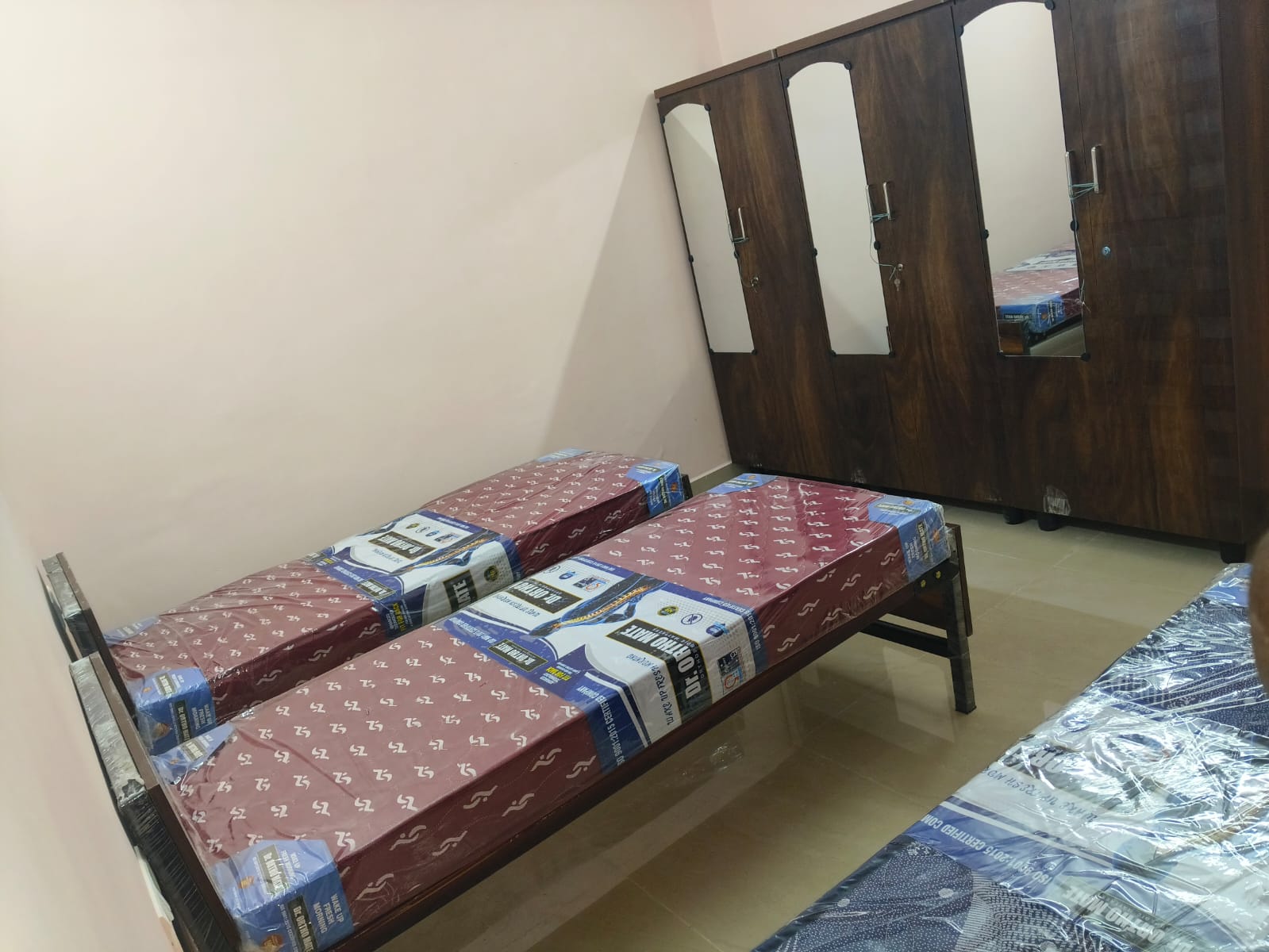 Ruchi Grand Ladies Hostel